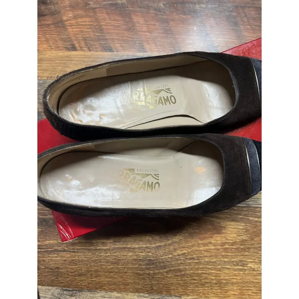 Vintage Estate Salvatore Ferragamo Brown and Black Suede Heels w/OG Box Sz 8B
